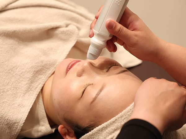 美容の施術写真